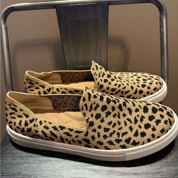 Cecilia Soft Surroundings Washable Leopard Print Slip-On Sneaker Shoe - Picture 2 of 10